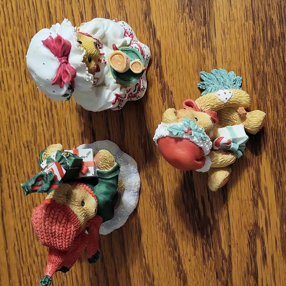 Christmas Cherished Teddies - Picture 2 of 6